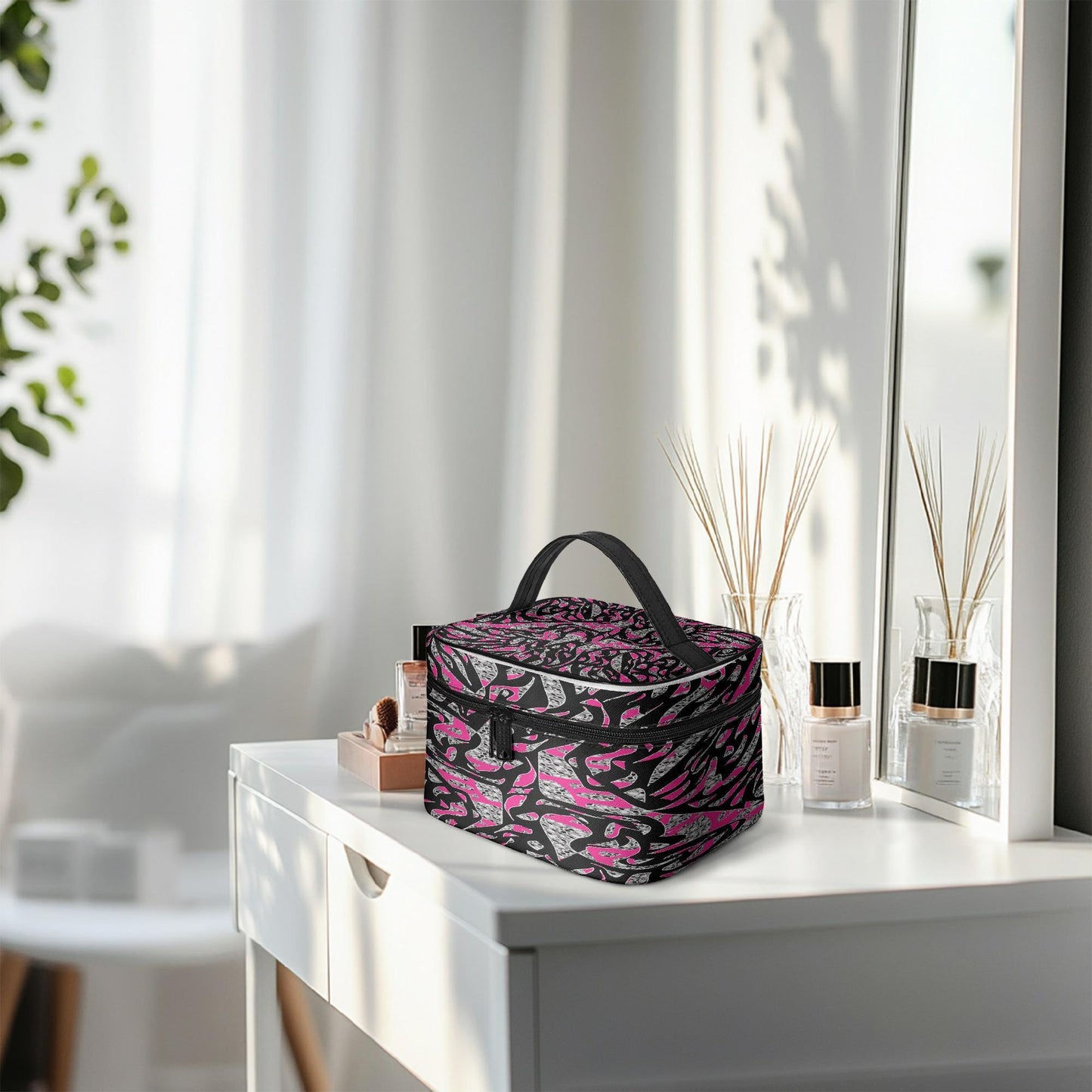 Skullfetti Travel Makeup Bag