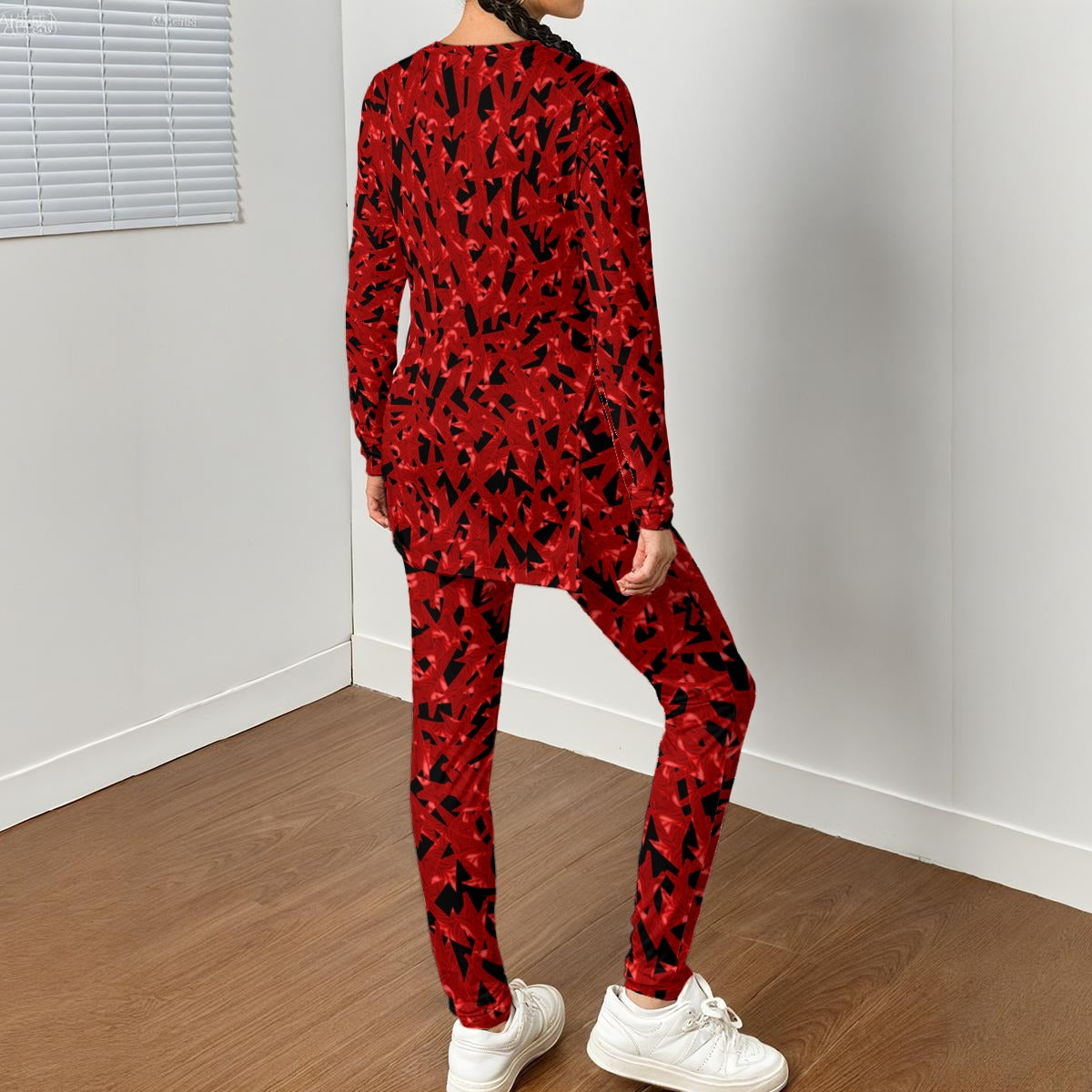 Stormy Red All-Over Print Women's Side Split T-shirt Set