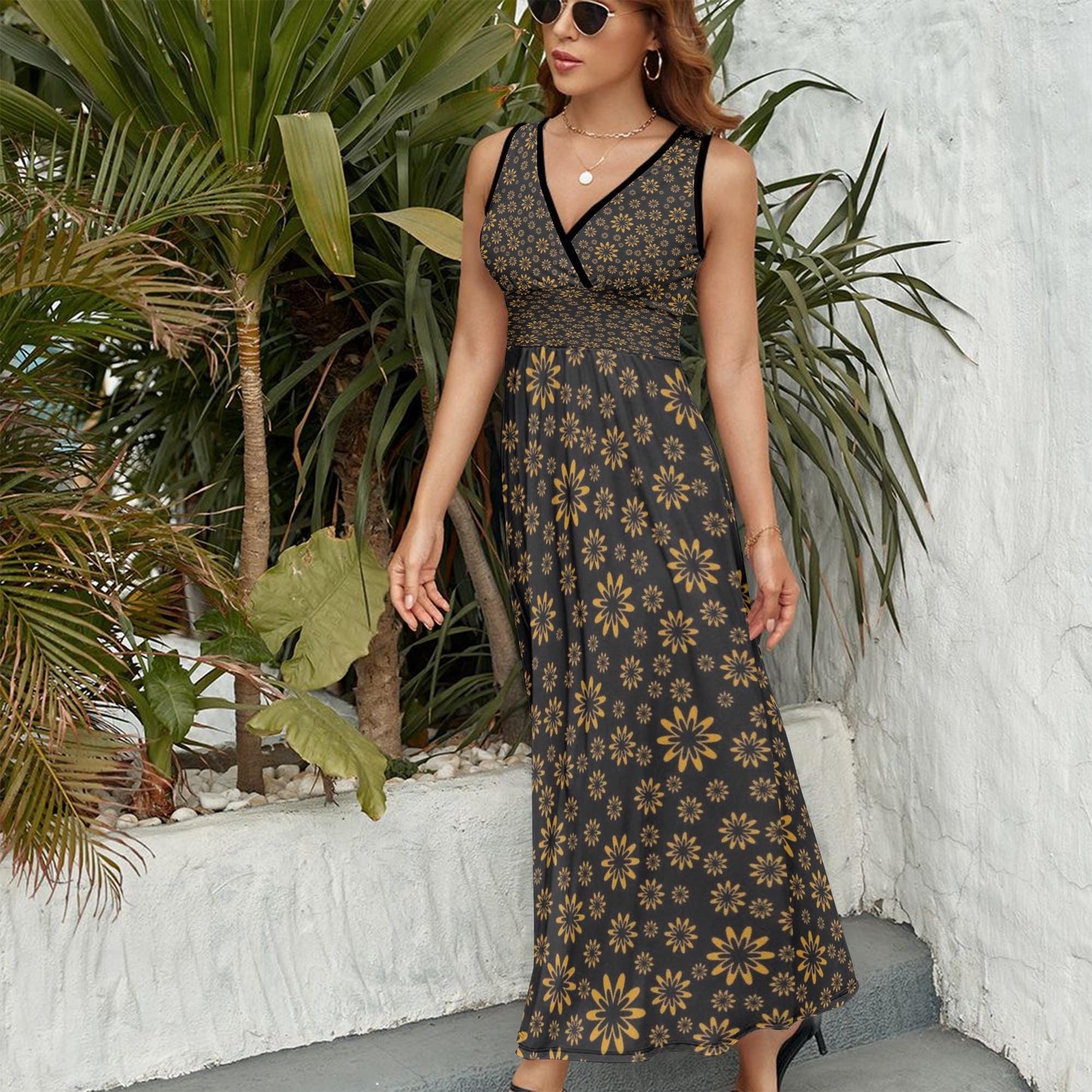 Flower Boomtelyah V-neck Sleeveless Dress