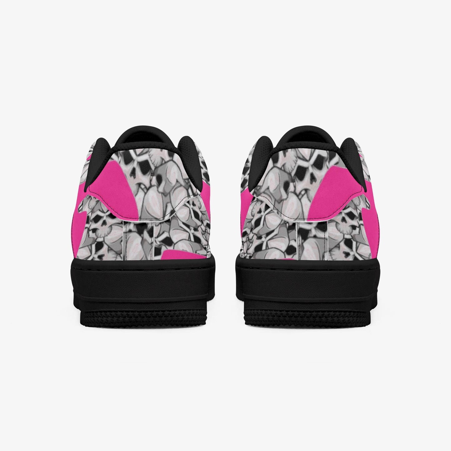 Skulls In Black Low-Top Leather Sports Sneakers - Black Sole