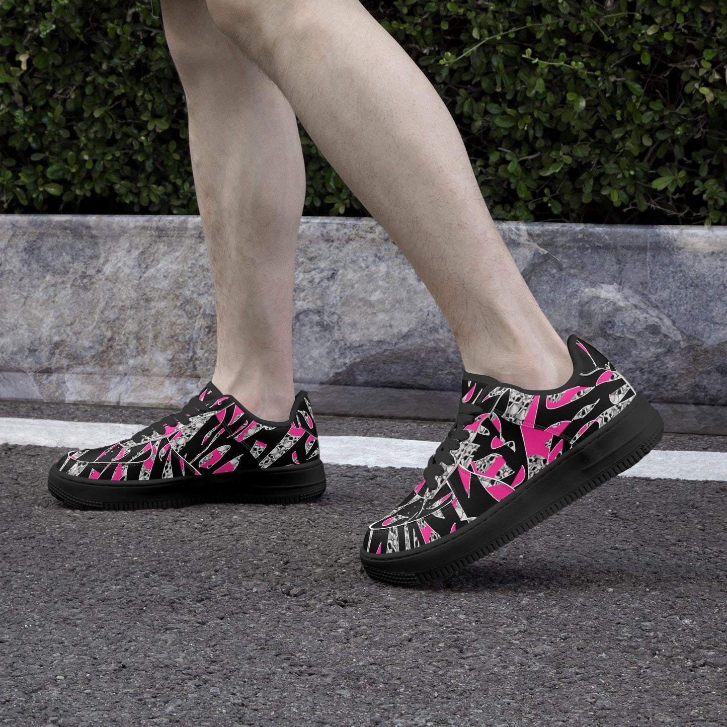 Skullfetti Low-Top Leather Sports Sneakers - Black Sole