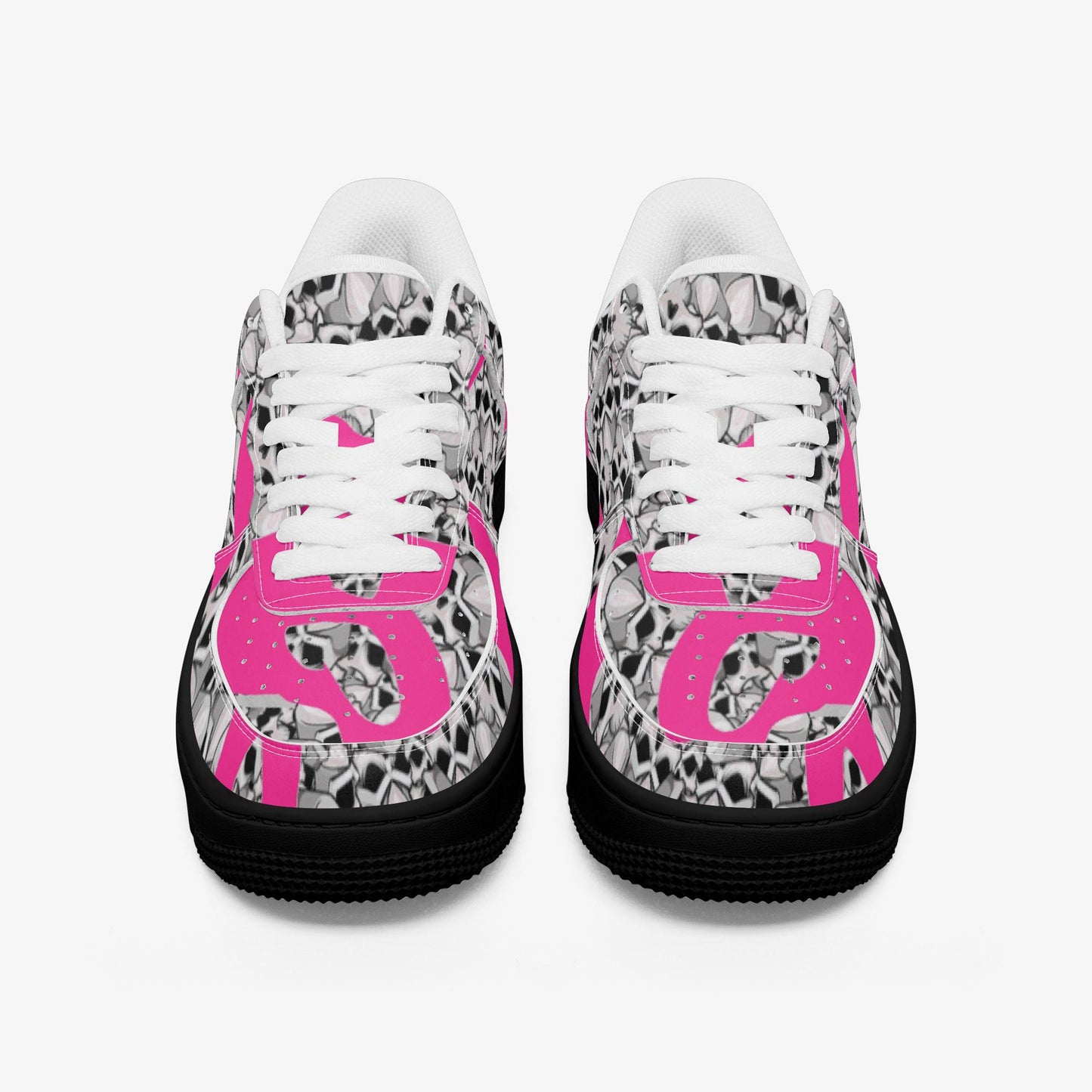 Skulls In Black Low-Top Leather Sports Sneakers - Black Sole