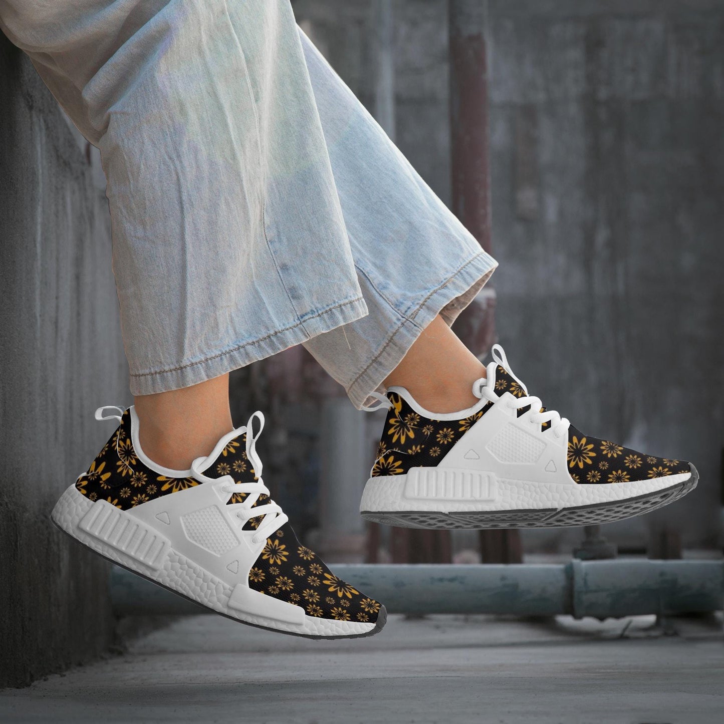 Flower Boomtelyah Lightweight Athletic Sneakers - Backstay Printable