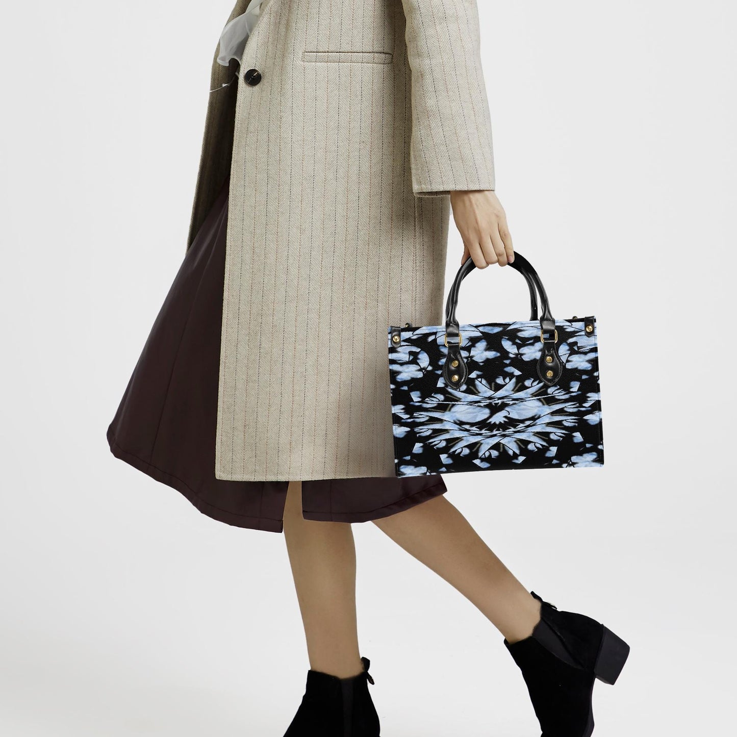 Butterfly Effecf In Black Concise Type Women's Tote Bag